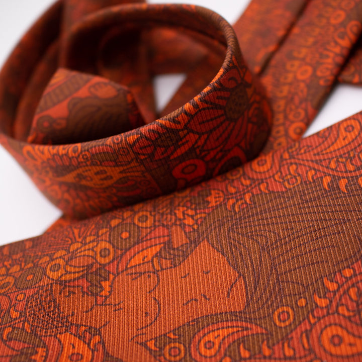 Red silk tie, Venus, Paisley Print, Luxury Neckties, Made in UK, Saglia Silk, Premium accessories, Furious Goose