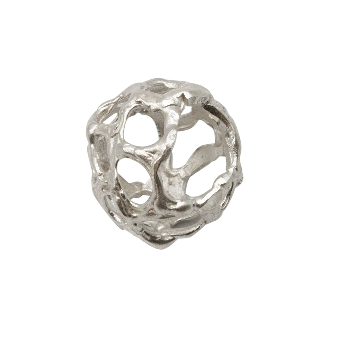 Small scarf ring for pocket squares or smaller twillies. Solid silver – Made in London – Furious Goose