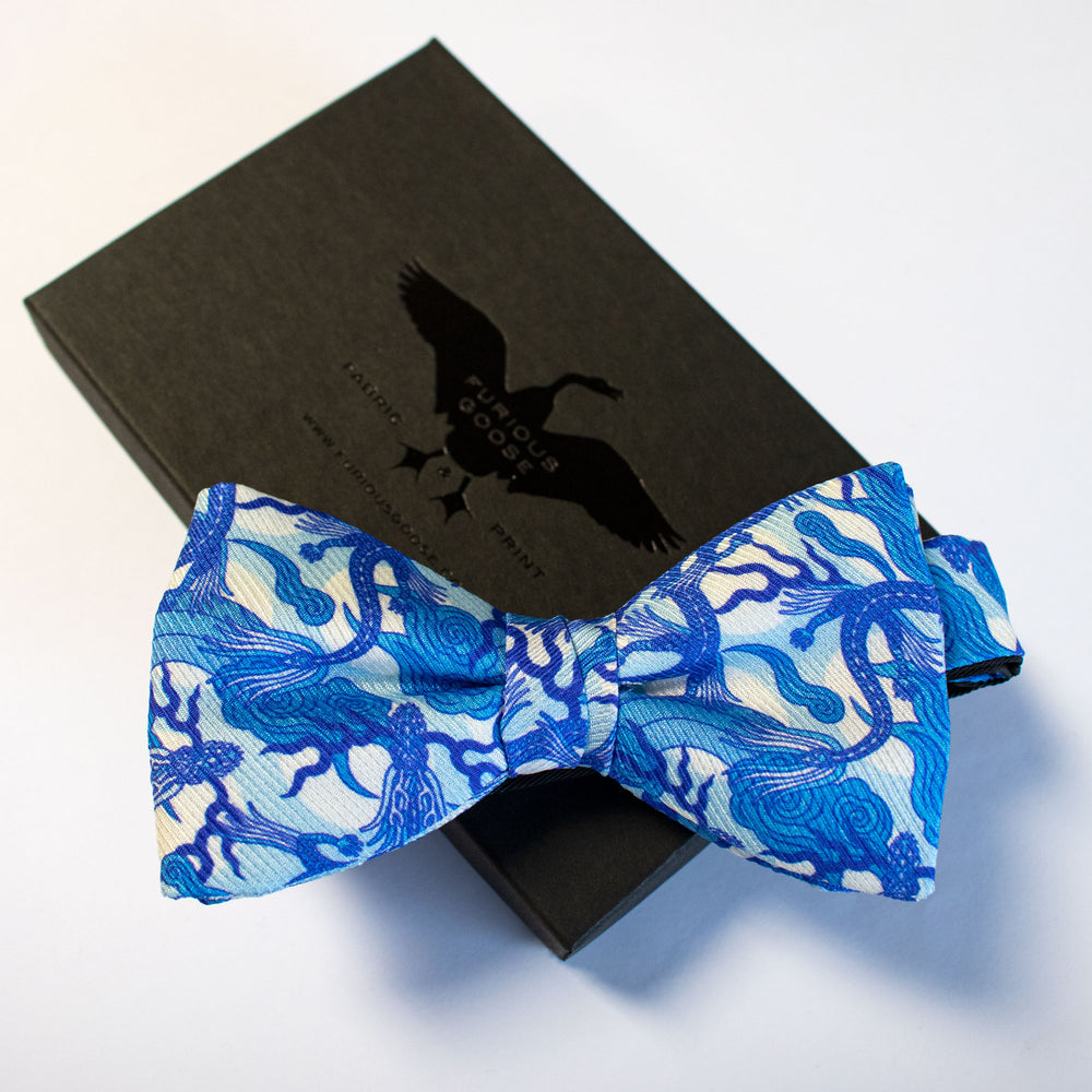 Bow Tie, Silk Bow, Bow Ties, Luxury Accessory, Bold Accessories, UK, London, Dragon, Chinoiserie