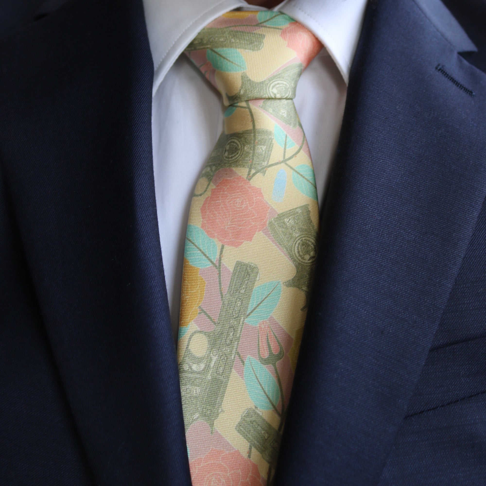 Sinatra s 9mm Miami Silk Tie